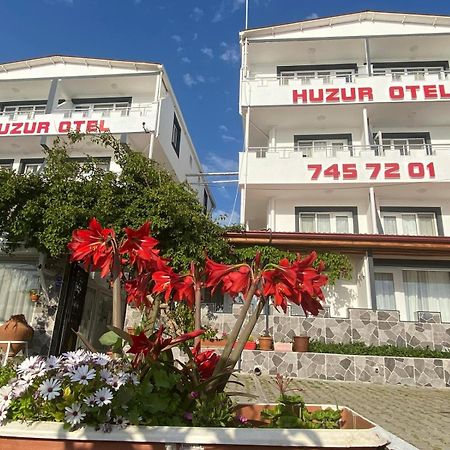 Huzur Hotel Siğacık Екстериор снимка