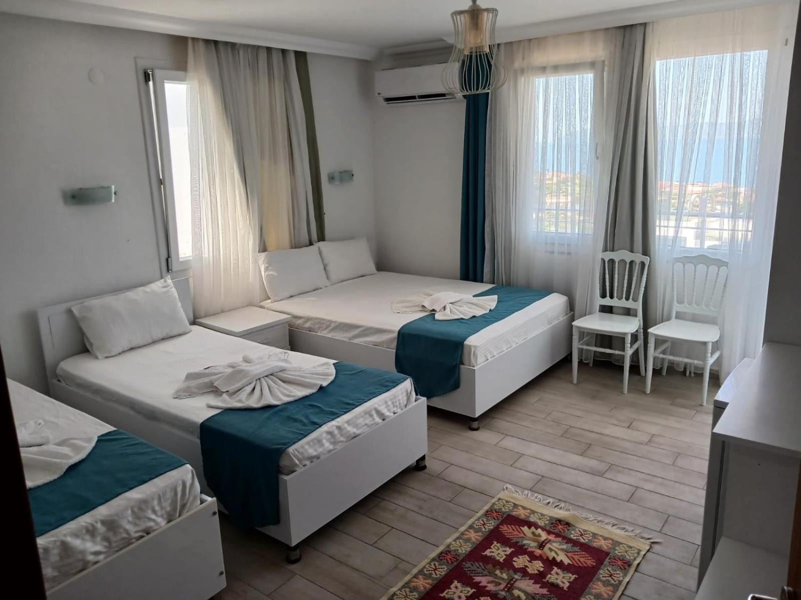 Huzur Hotel Siğacık Екстериор снимка
