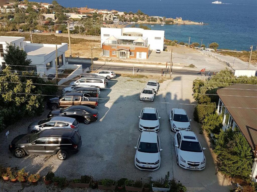 Huzur Hotel Siğacık Екстериор снимка