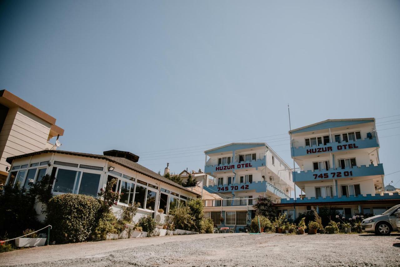 Huzur Hotel Siğacık Екстериор снимка